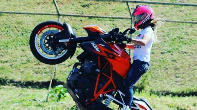 Pembalap tewas