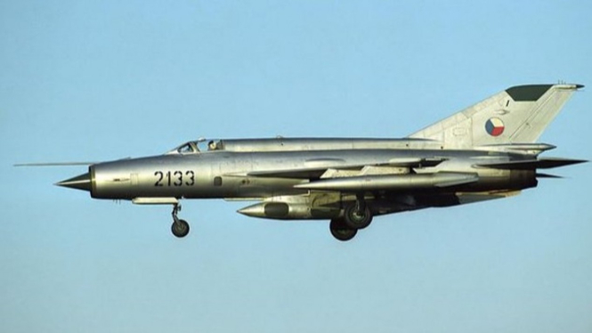 Pesawat MiG-21