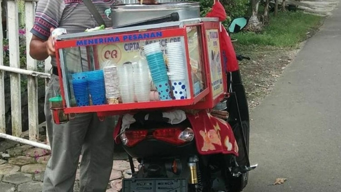 All New NMAX dagang eskrim
