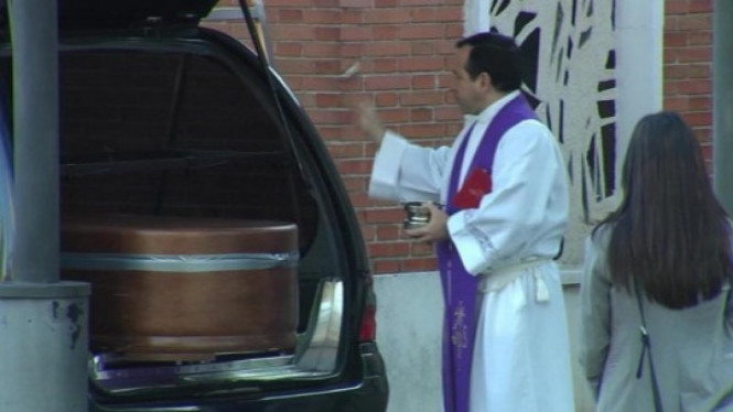 pemakaman virus corona drive thru