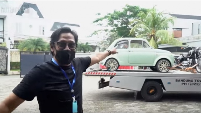 Mobil Baru Andre Taulany