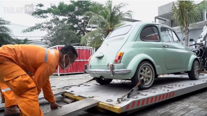 Mobil Baru Andre Taulany