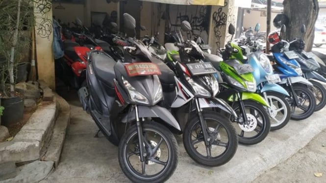 Diler motor bekas