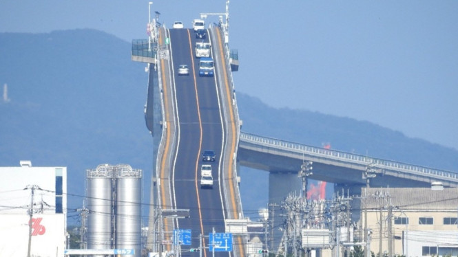 Jembatan Eshima Ohashi