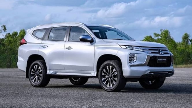 Mitsubishi Pajero Sport baru