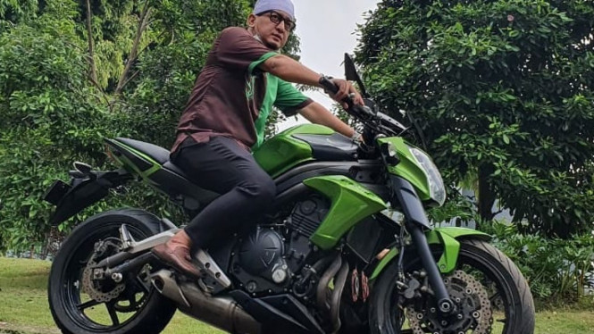 Ustaz Zacky Mirza beli motor Alm Uje