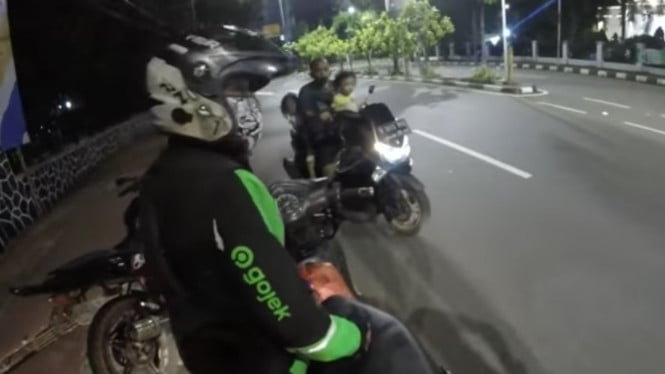 Gojek ingin jual beras untuk beli bensin karena sepi order