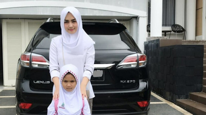 Imel Putri Cahyati mantan istri Sirajjudin