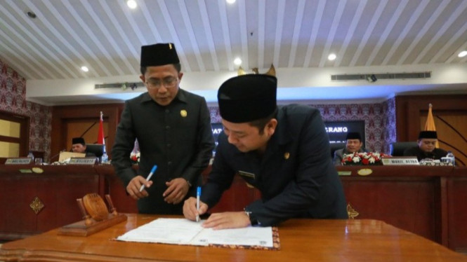 Ketua DPRD Kota Tangerang, Gatot Wibowo