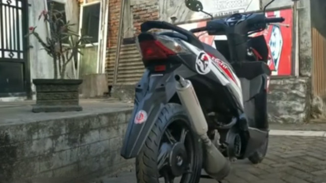 BeAT knalpot dua tak