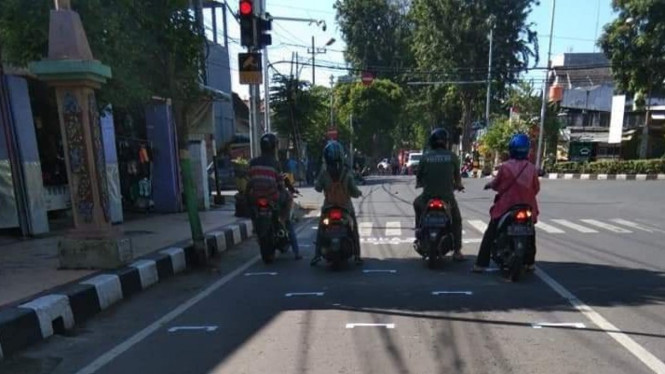 Lampu Merah Seperti di Sirkuit