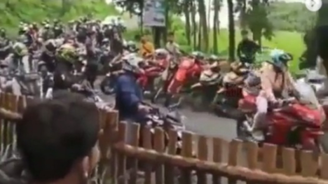 Pemotor Geber-geber