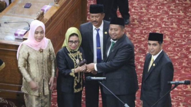 Ketua DPRD Kutai Timur istri dari Bupati Kutai Timur Ismunandar