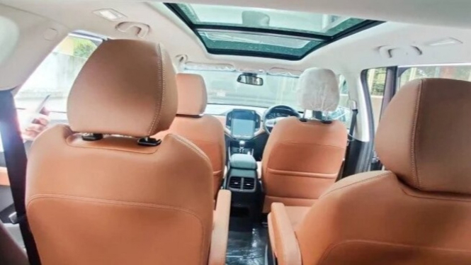 Ruang Kabin Penantang Toyota Innova
