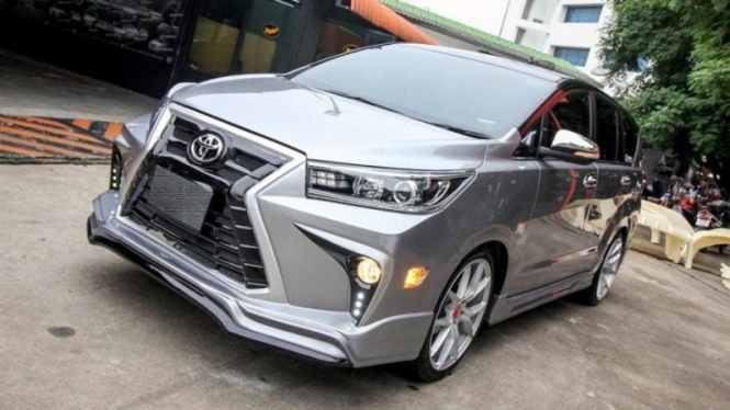 Kijang Innova bergaya Lexus
