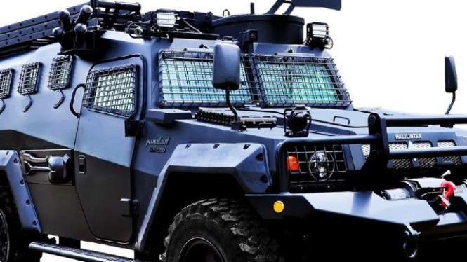 Komodo 4x4 Battering Ram