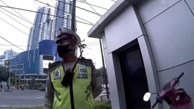 Oknum Polisi Tidak Bisa Menunjukkan STNK