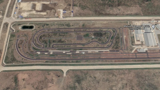 Sirkuit AHM di Deltamas