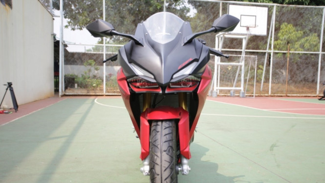 Honda CBR250RR SP
