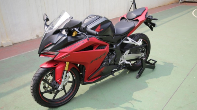 Honda CBR250RR SP
