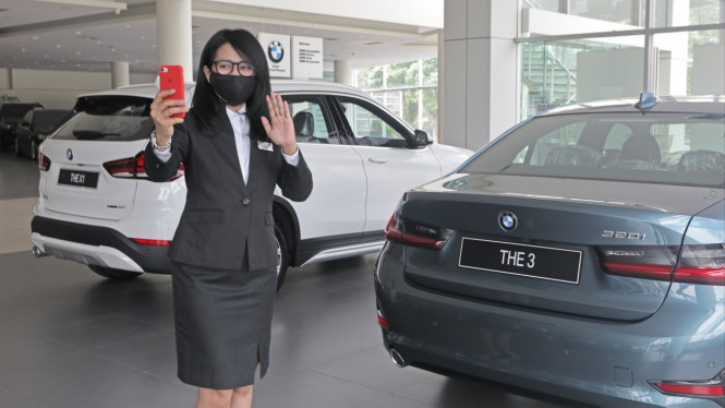 BMW Virtual Showroom