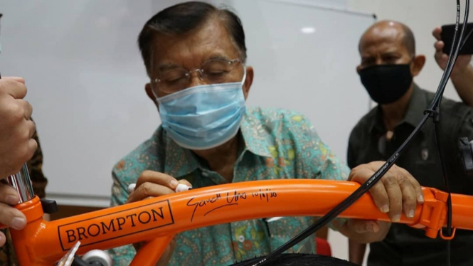 Sepeda Brompton Jusuf Kalla