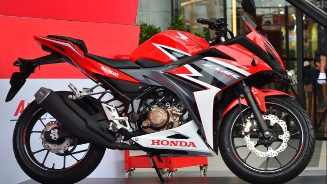 Honda CBR150R