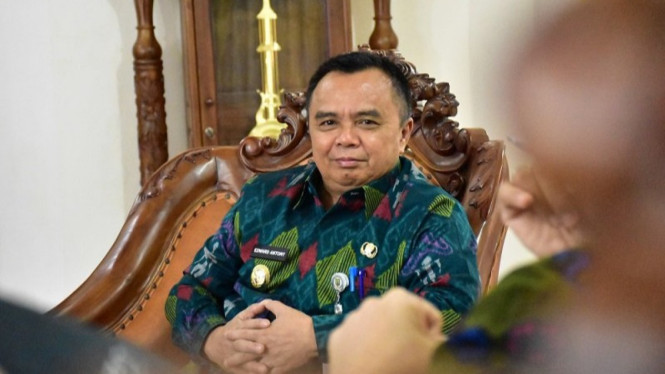 Wakil Bupati Way Kanan, Edward Antony