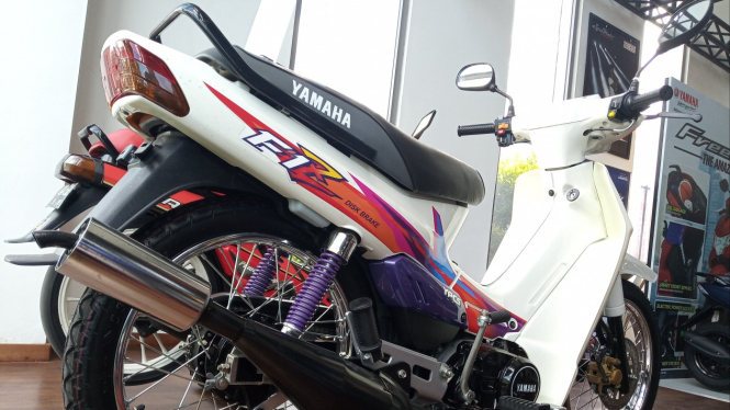 Yamaha F1-Z di diler Yamaha Bali