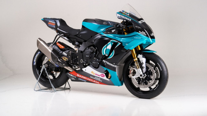 motor replika Petronas Yamaha SRT
