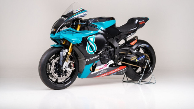 motor replika Petronas Yamaha SRT