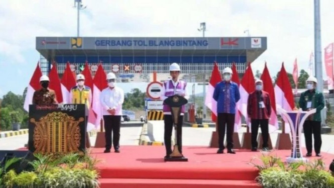 Presiden Jokowi Resmikan Jalan Tol Pertama di Aceh