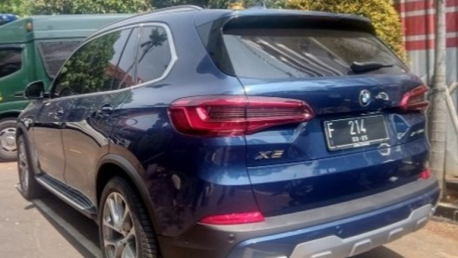 Pelat Nomor Mobil Jaksa Pinangki
