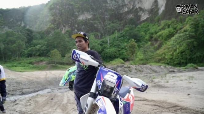 UAS Ngebut pakai Trail