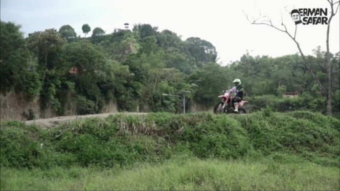 UAS Ngebut pakai Trail