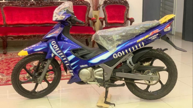 Motor bebek Yamaha edisi Valentino Rossi