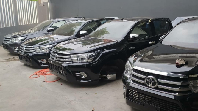 Toyota Hilux bekas kanibal Maung Pindad dijual