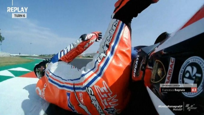 Bagnaia Jatuh