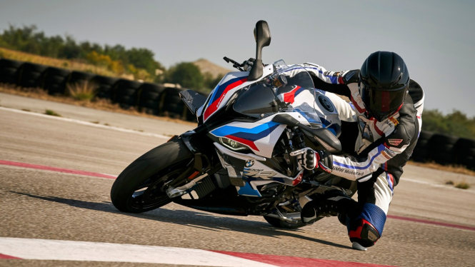 BMW M 1000 RR