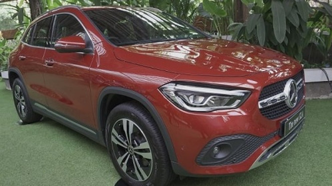 Mercedes-Benz GLA dan GLB