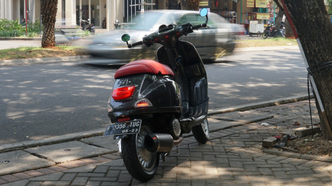 Gading Marten Modif Vespa