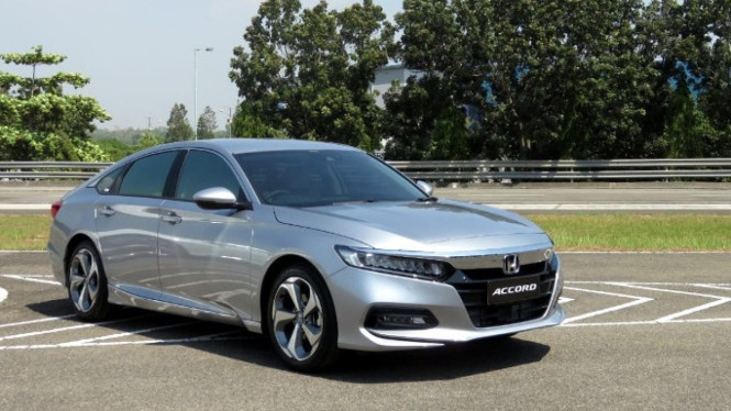 Honda Accord Bobby Nasution bisa jalan sendiri
