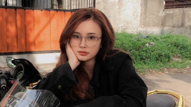 Wanita viral gegara foto KTP suka naik NMAX