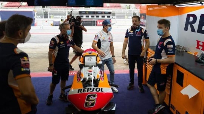 Marc Marquez di Paddocknya Repsol Honda
