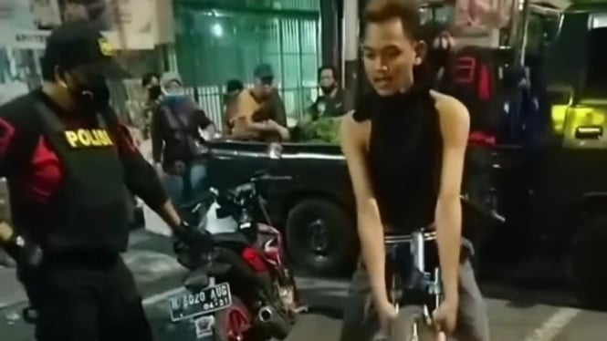 Pelaku balap liar yang dihukum Polisi