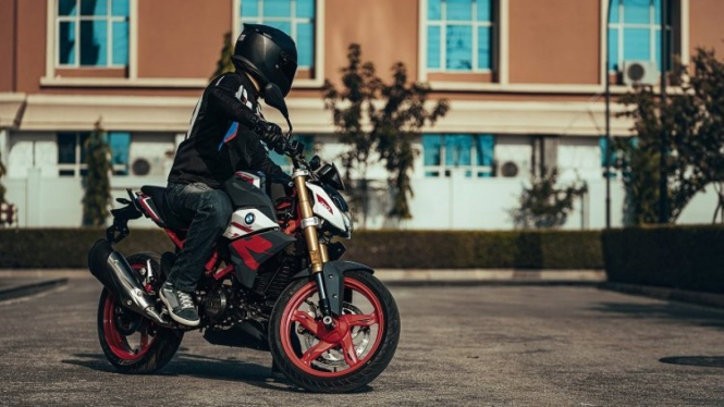 BMW G310R Baru
