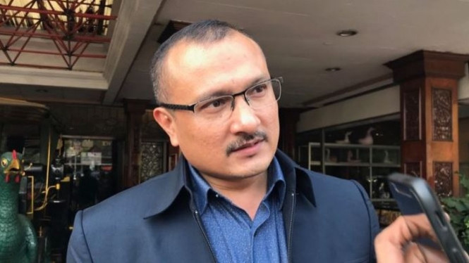 Ferdinand Hutahean pernah sentil Anies Soal Ganjil Genap