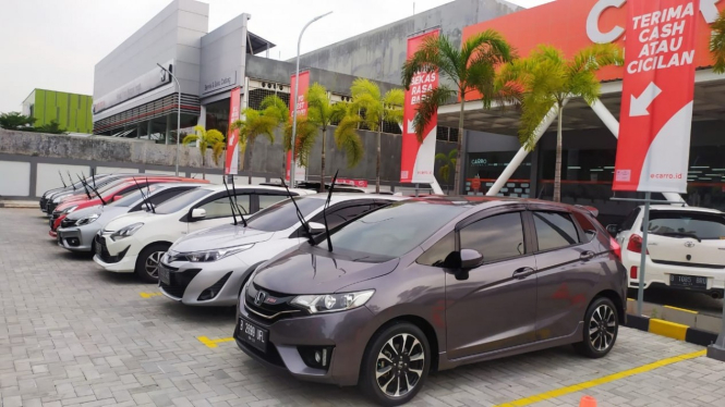 Mobil Bekas - CARRO
