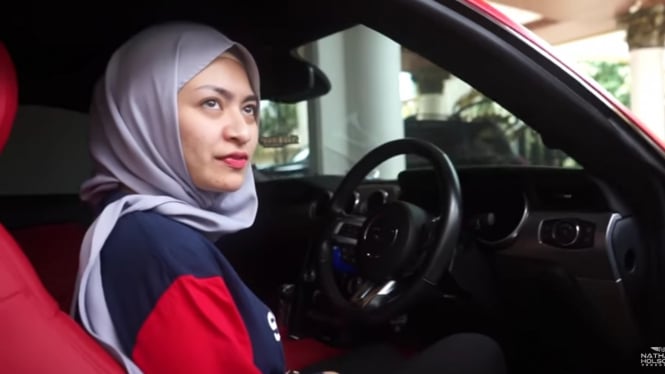 Nathalie bongkar mobilnya Sule