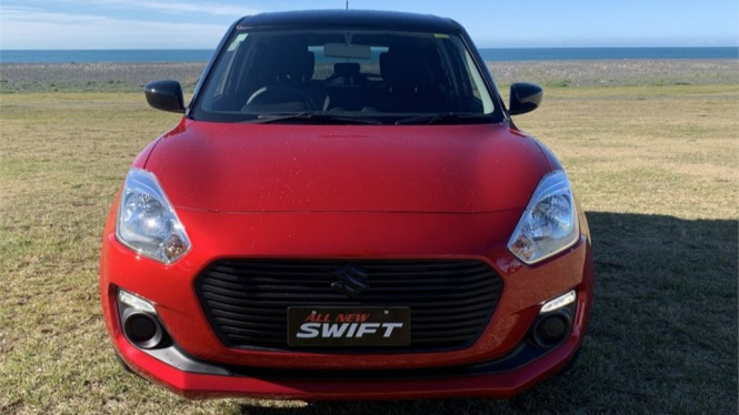 Suzuki Swift Limited Edition di India